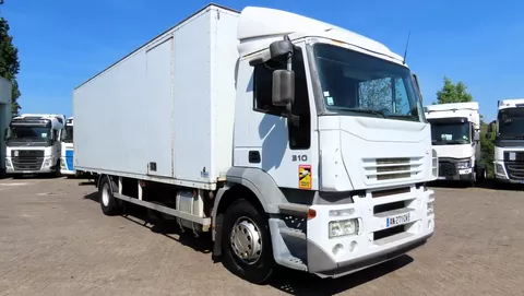 Iveco Stralis 310 8.60m box! Manual gerabox, Great state